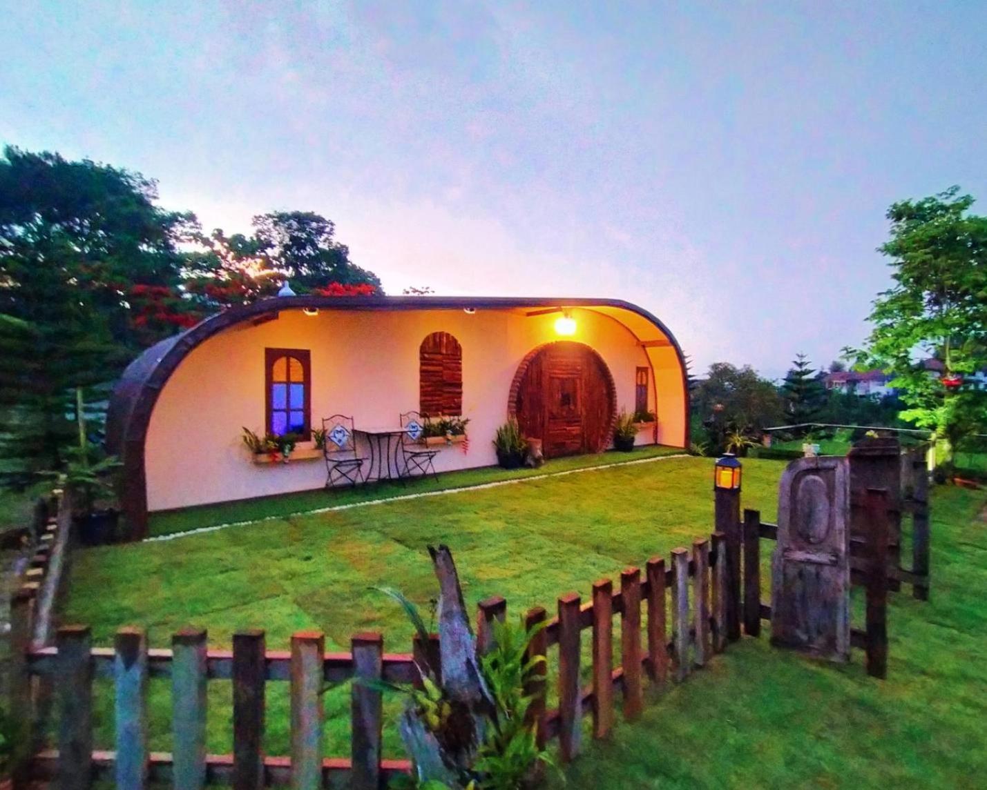 Magical Khao Kho Hobbit Home Private W Mountain Views 外观 照片